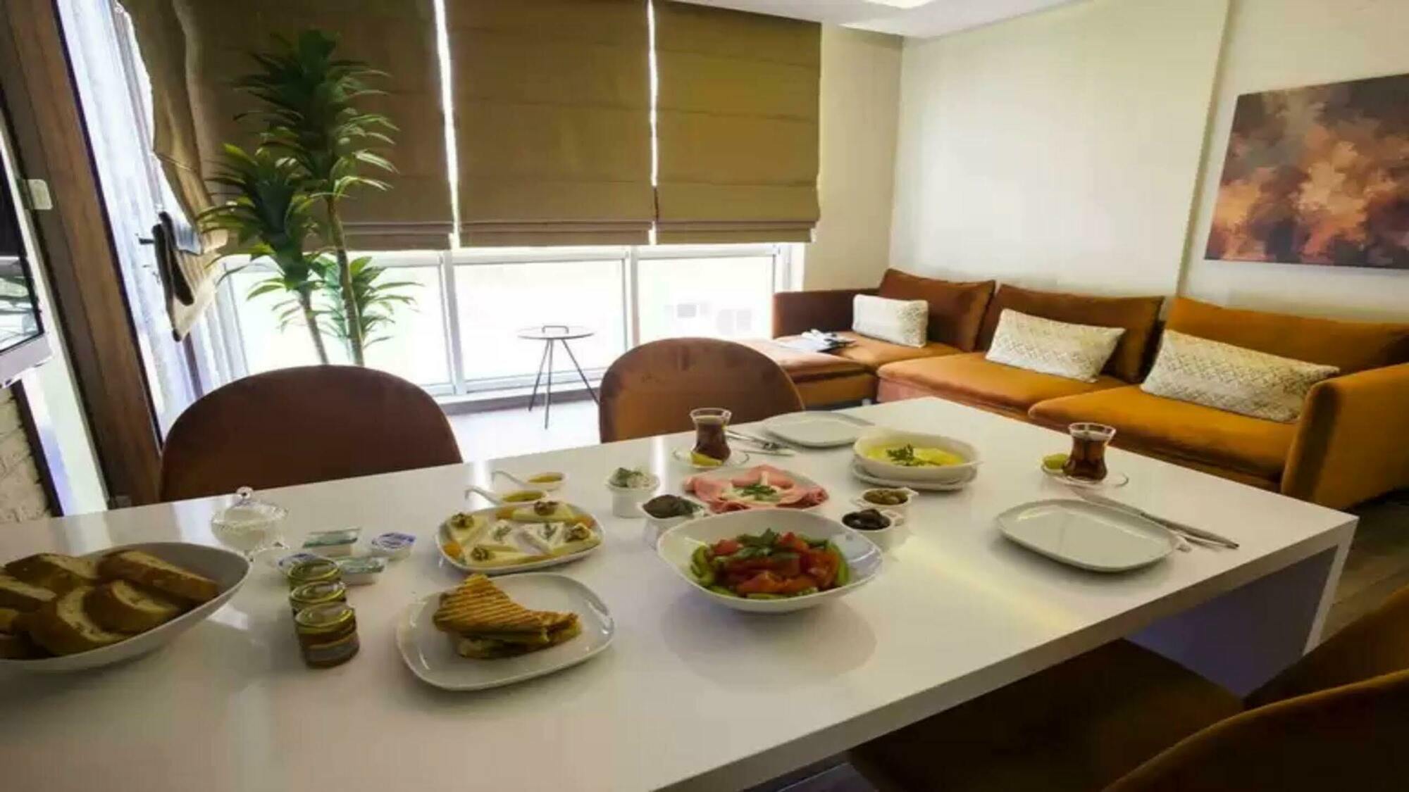 Maxuite Hotel In Home Akçay Extérieur photo